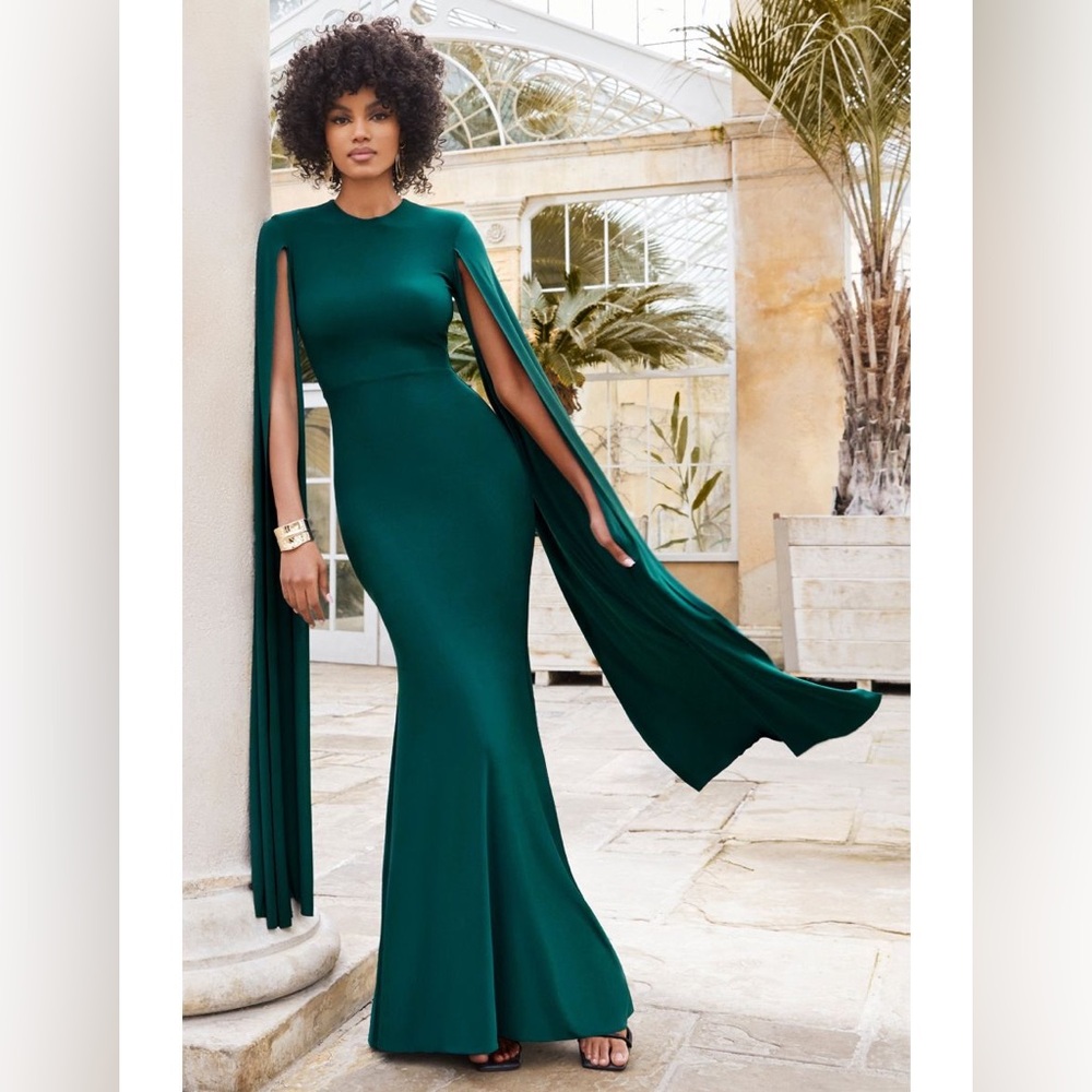 Club London Green Maxi Dress with Floor Length Sleeves